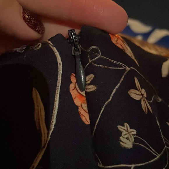 Amour Vert Silk Dress Anouk Sleeveless Dress - Picture 5 of 7